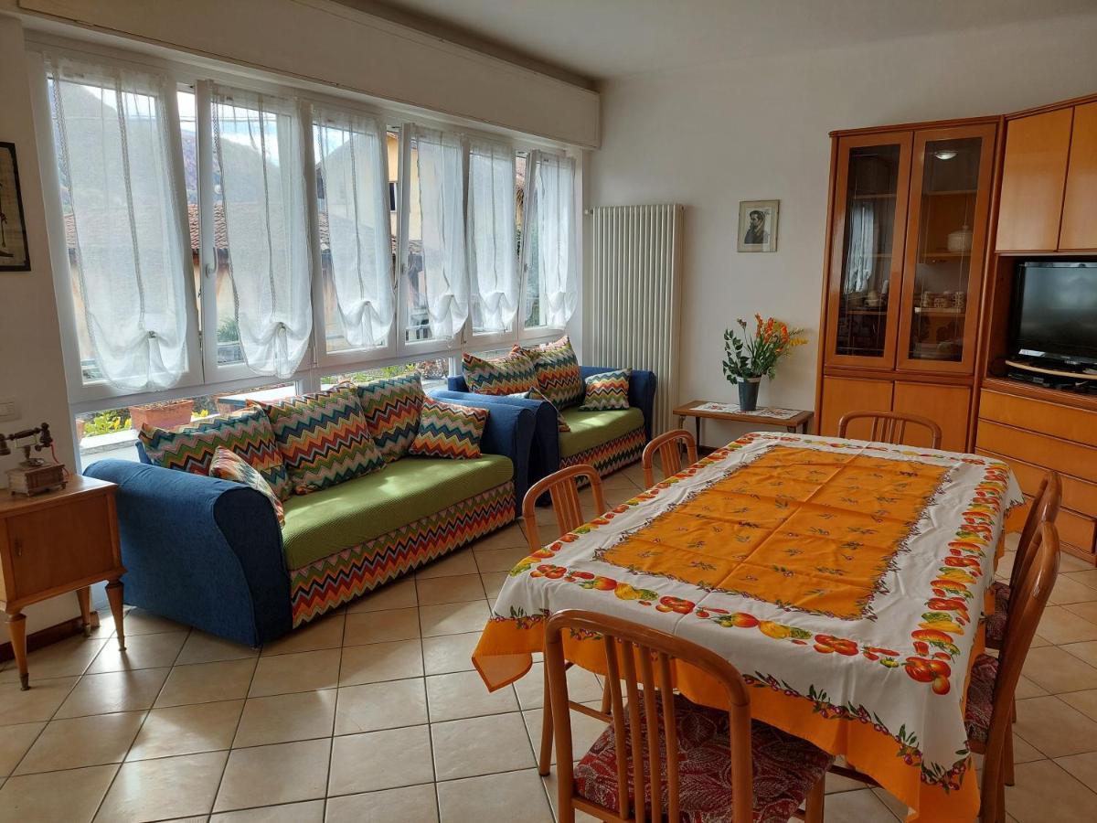 Eva House Apartment เบลลาโจ ภายนอก รูปภาพ